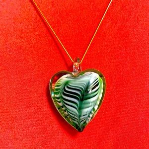 💚💚GREEN HEARTS  LUCKY 🍀 💚💚Murano hand blown glass jewelry heart  1 1/2 In